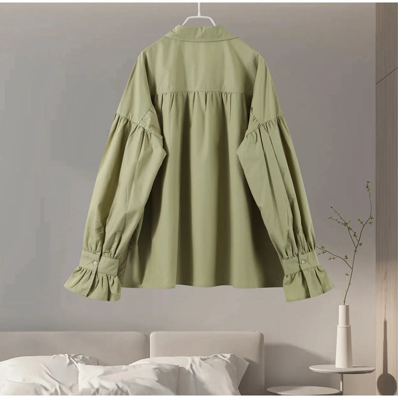 Casual Shirts Women Loose Lantern Sleeve Buttons Turn-Down Collar Pleated Blouse Lady Spring Summer Green Shirts Woman All-match